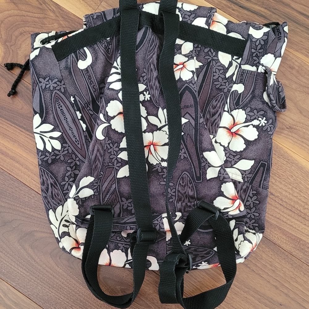 Local Design Backpack - Picture 4 of 4